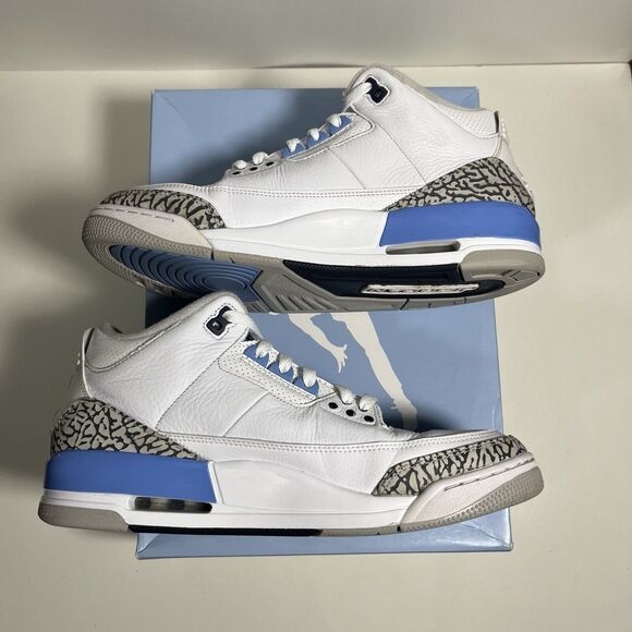 Size 10.5 - Jordan 3 Retro Mid UNC University Blue